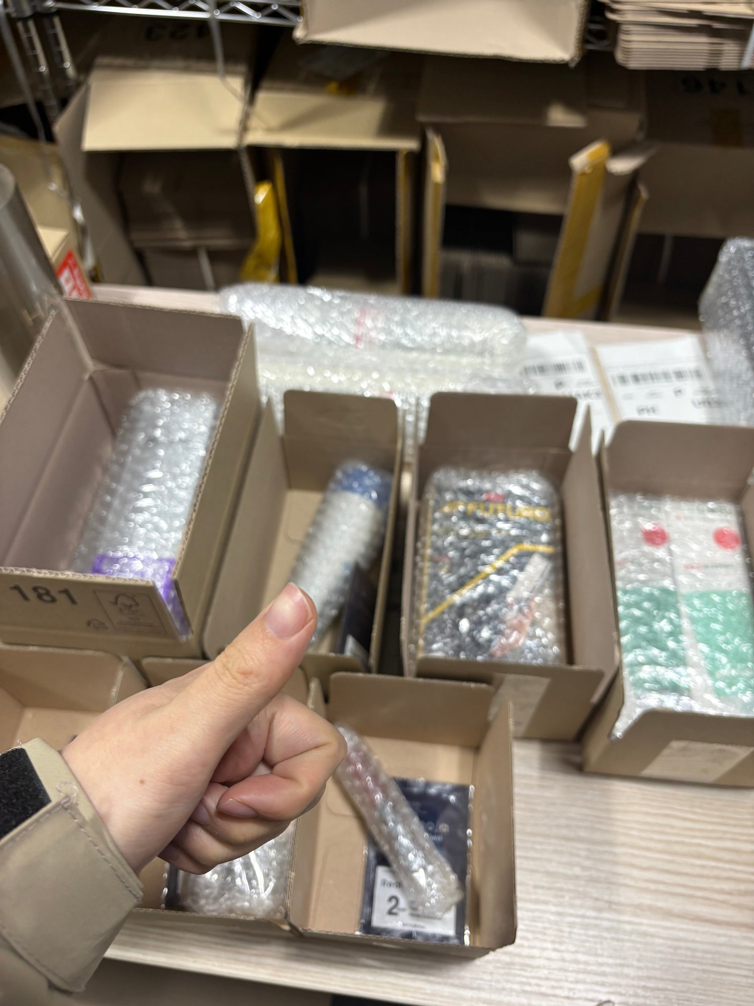 #4 2026/03/18 Packing a variety of Korean beauty products.